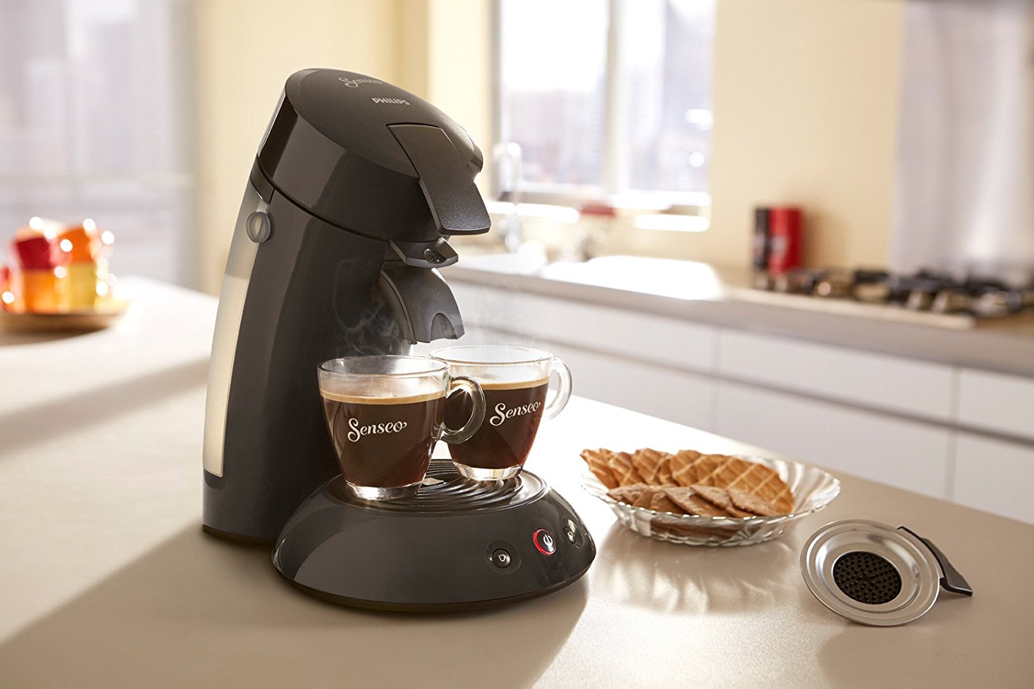 Philips Senseo Viva Cafe HD6563/60 Machine à café à dosettes, Crema Plus, Réglage de la force du café Sans détartrant liquide rouge