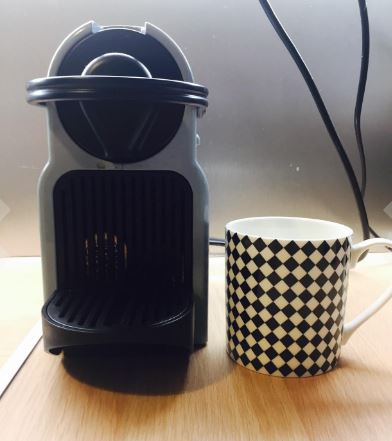 Petite cafetière pas chère Krups Nespresso Inissia YY1530FD